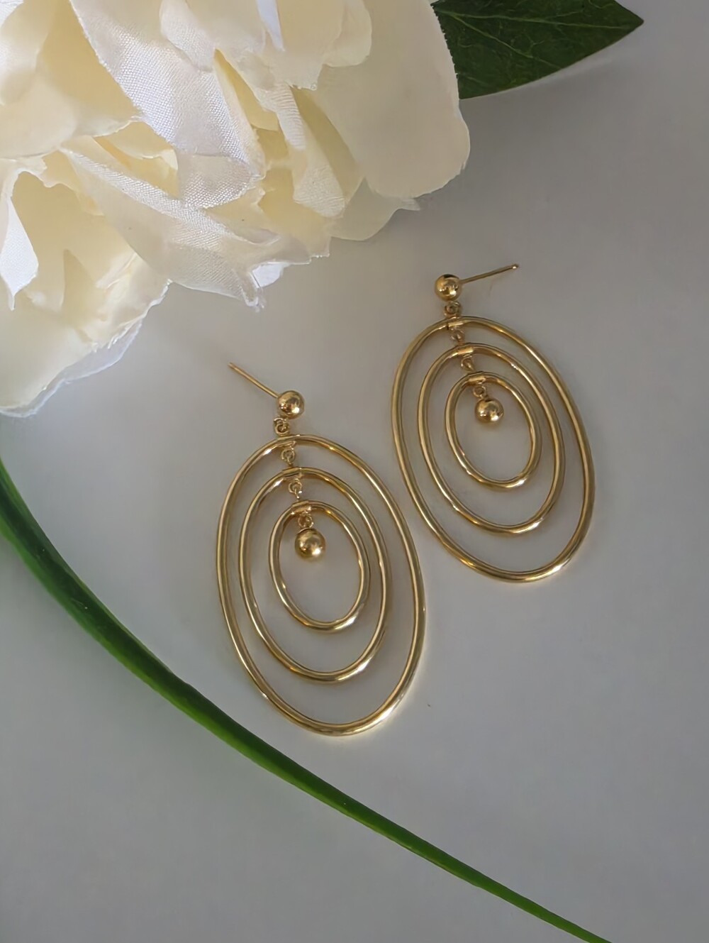14k Yellow Gold Concentric Oval Dangle Hoop Earrings